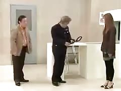 Super Funny Japanese Parody of TSA Airport Security