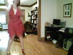 Chubby amateur dancing and teasing topless - negroflripa